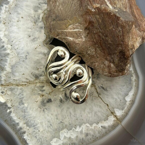 Sterling Silver Modern Swirl Looped Band Fashion Ring For Women, Taxco Mexico - Picture 2 of 9
